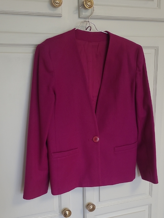 Sherri Hill Jackets & Blazers - Vintage 100% Wool Women's Fuchsia Single-Button Blazer